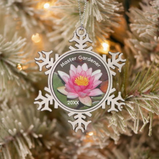 Adorno De Peltre Tipo Copo De Nieve Jardinero Maestro Flor de Lirio de Agua Rosa Fiest