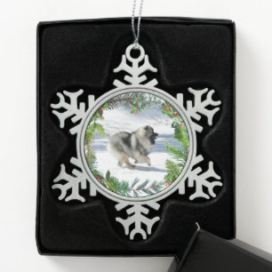 Adorno De Peltre Tipo Copo De Nieve Kees corriendo en la nieve adorno de Navidad