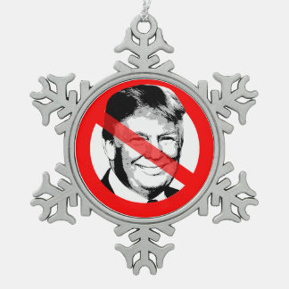 Adorno De Peltre Tipo Copo De Nieve La cara cruzada contra Donald Trump