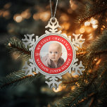 Adorno De Peltre Tipo Copo De Nieve Mi primera foto de Navidad<br><div class="desc">Personalizar esta foto y texto con tu propio mensaje para la ocasión. Un gran placer para la primera navidad del bebé; Haga clic en "Personalizar" para cambiar fuentes,  colores y tamaños del borde también. El texto permanecerá en arco circular.</div>