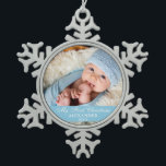 Adorno De Peltre Tipo Copo De Nieve Mi primera foto de Navidad azul<br><div class="desc">Mi primera foto de Navidad: Ornamento navideño azul de serpentín</div>