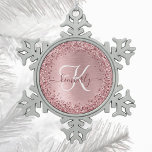 Adorno De Peltre Tipo Copo De Nieve Monograma de Purpurina Metalizado cepillado de col<br><div class="desc">Personalice fácilmente este diseño de moda de moda con copo de nieve enmarcado en el diseño de adorno navideño con bonito brillante purpurina de imitación sobre un subió fondo metálico cepillado de oro.</div>