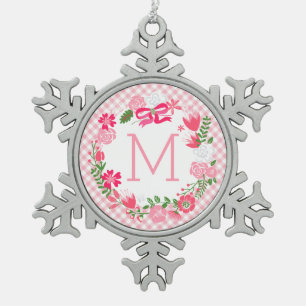 Adorno De Peltre Tipo Copo De Nieve Monograma personalizado guirnalda floral rosada