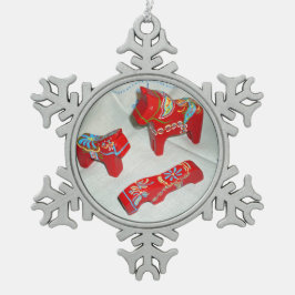 Adorno De Peltre Tipo Copo De Nieve Navidades de la colección de caballos de Dala orna
