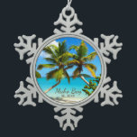 Adorno De Peltre Tipo Copo De Nieve Ornamento de copo de nieve de Maho Bay Beach St. J<br><div class="desc">Hermoso ornamento tropical de copos de nieve con agua de mar con una imagen fotográfica de las hermosas palmeras de Maho Beach, en la isla de St. John U.S.V.I. El ornamento es una encantadora adición a tu colección, o una gran idea de regalo para la familia y amigos también! Para...</div>