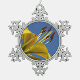 Adorno De Peltre Tipo Copo De Nieve Ornamento de Lily Amarilla