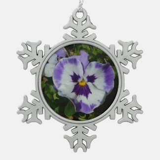 Adorno De Peltre Tipo Copo De Nieve Pansias moradas y blancas con flores coloridas