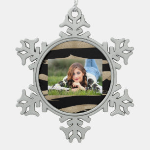 Adorno De Peltre Tipo Copo De Nieve patrón geométrico preppy franjas de negro y oro