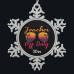 Adorno De Peltre Tipo Copo De Nieve Profesora Off Duty Beach Gafas de sol Palmeras<br><div class="desc">Profesor Off Duty Beach Gafas de sol Palmeras Ornamento de Navidad</div>