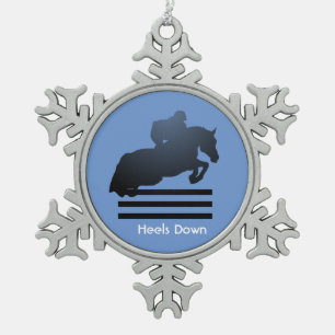 Adorno De Peltre Tipo Copo De Nieve  Saltador de obstáculos superando un obstáculo.   