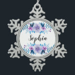 Adorno De Peltre Tipo Copo De Nieve Watercolor Azul Púrpura Floral Wreath Personalizad<br><div class="desc">Ornamento de copo de nieve con diseño de flor floral de color azul y morado romántico y nombre o monograma de personalizable.</div>