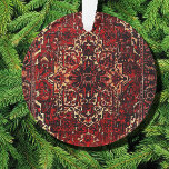 Adorno Diseño de alfombras orientales en rojo oscuro<br><div class="desc">Patrón oriental de alfombra en rojo oscuro y crema - una imagen antigua IMPRESIONADA en este clásico ornamento de círculo acrílico - un diseño atemporal con detalles intrincados de un libro antiguo - alterado y puesto en numerosos productos de Alma Wad. Excelente opción para cualquiera que desee añadir algo de...</div>