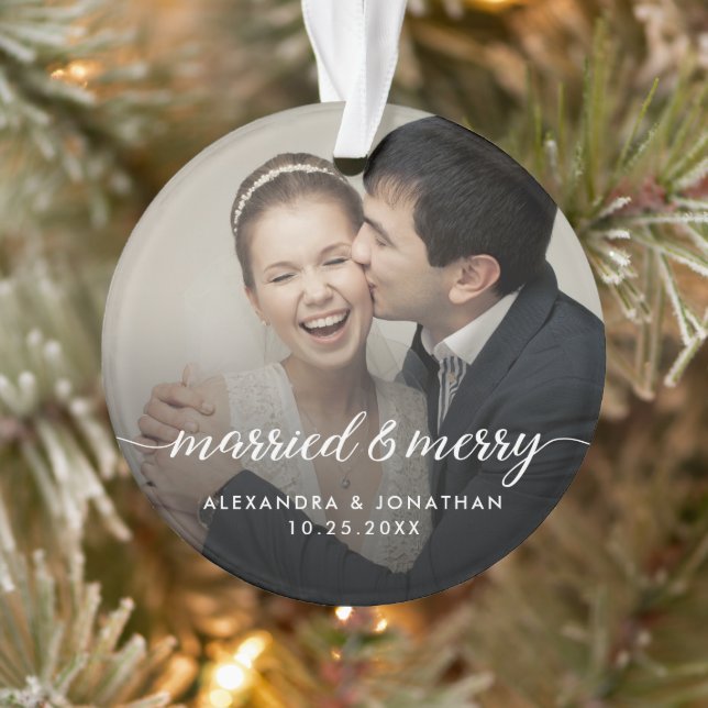 Adorno Double sided Married & Merry Newlywed Custom Photo (Árbol)