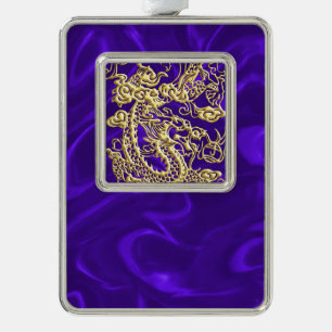 Adorno Dragón de oro Grabado en relieve en papel satinado