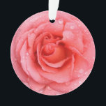 Adorno Drogas rojas rojas de agua rosadas románticas<br><div class="desc">Rosa romántica roja y rosa con gotas de agua.</div>