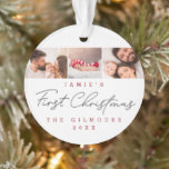 Adorno El primer Personalizado de fotos multiples navideñ<br><div class="desc">A veces una foto en un adorno no es suficiente para capturar los primeros recuerdos navideños del bebé. Esta plantilla tiene 3 fotos que puede usar para incluir fotos familiares, fotos de bebés y otras fotos memorables. Tipografía de escritura moderna y manual con tipo de letra estilo máquina de escribir...</div>