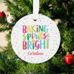 Adorno Espíritus De Hormigón Navidades Brillantes Y Color<br><div class="desc">El diseño de este Navidad muestra el texto "aguardientes calientes brillantes" en una tipografía divertida y colorida rodeada por un borde de rociadores de arcoiris! Haga clic en el botón personalizar si desea mover/escalar las imágenes y modificar el texto. En nuestra tienda, zazzle.com/store/doodlelulu, podrá encontrar variantes de este diseño, colores...</div>