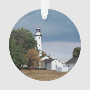 Adorno Faro de Michigan