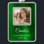 Adorno Faux Green Relieve metalizado 21st Birthday Photo<br><div class="desc">Crea tu propio adorno de fotos con marcos de conservas de 21 años. Puede cambiar el color del tipo de letra blanco. Hay espacio para aumentar el tamaño de letra de algunos nombres. Las obras de arte digitales presentan un Relieve metalizado metalizado de color verde brillante. Los elementos artísticos se...</div>