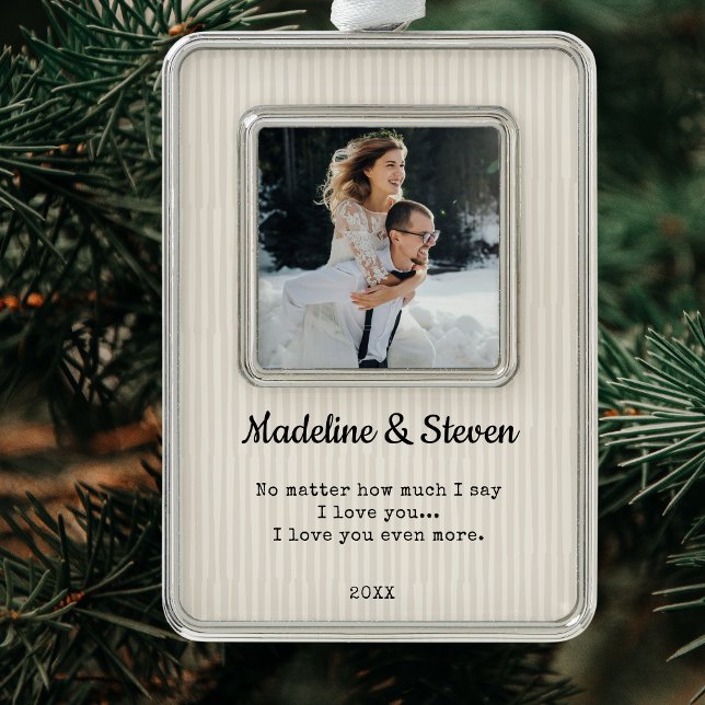 Adorno Foto de Boda moderno elegante de los recién casado (Newlyweds Elegant Modern Wedding Photo Christmas Ornament)