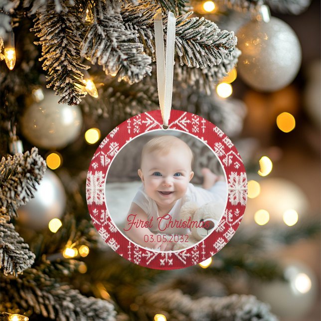 Adorno Foto Primer patrón de Navidad clásico de Rústica (Cute Baby's First Christmas holiday photo ornament features a rustic pattern in classic, traditional)