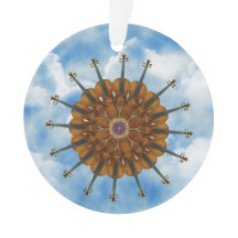 Girasol del violín en cielo azul con las nubes