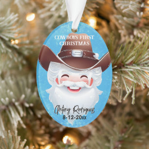 Adorno Jolly Santa en un Gorra occidental abraza a los pr