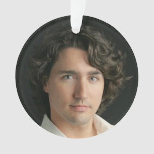 Adorno Justin Trudeau, codistante, 2010