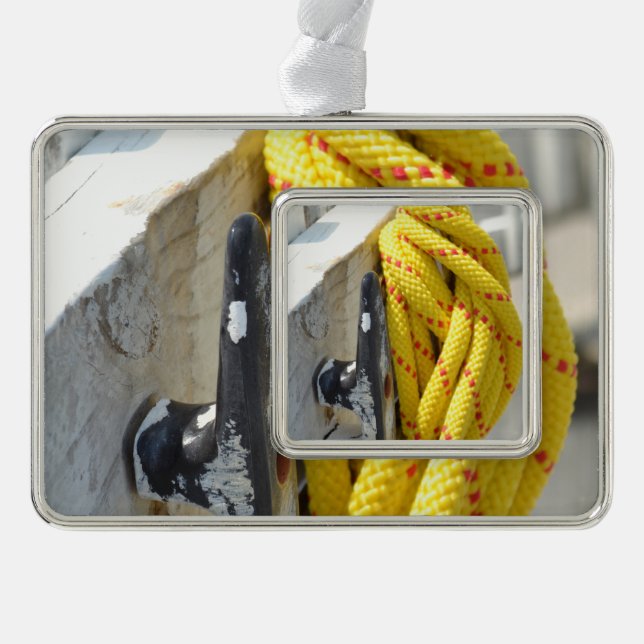 Adorno Knot Another por Kenneth Yoncich (Anverso)