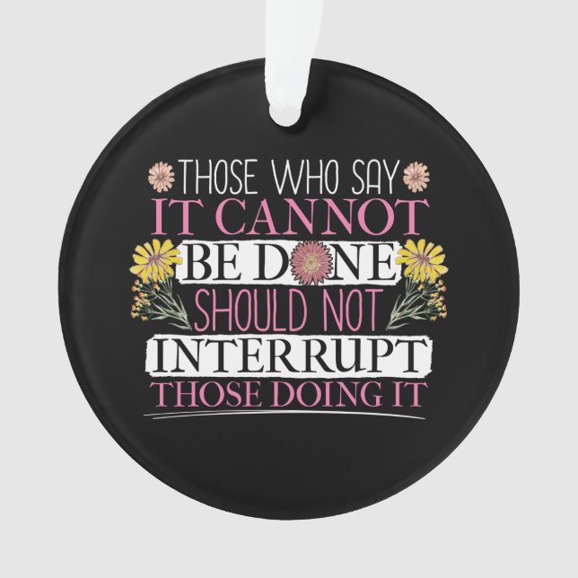 Adorno Líder feminista empoderando a las mujeres (Anverso)