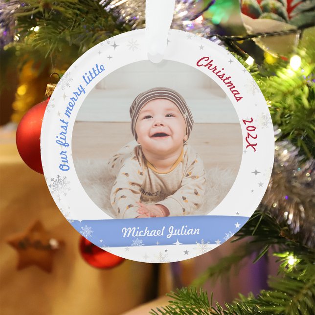 Adorno Los niños gemelos 2 fotos Los primeros Navidades (Modern Elegant Cute Our First Merry Little Christmas Twins Baby Boys 2 Photos Snowflakes Stars)