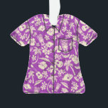 Adorno Makapuu Beach Hawaiian Batik Aloha Shirt<br><div class="desc">Vía violeta. Una huella de conversación de tikis,  palmeras,  peces tropicales,  ukeleles,  hibiscos y flores plumerias recuerdan los diseños usados en camisetas de aloha vintage en los años cuarenta y cincuenta. La textura de batik añade una textura única a lo largo del diseño y se presenta en varios colores.</div>