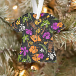 Adorno Makapuu Beach Hawaiian Batik Aloha Shirt- Azul<br><div class="desc">Fondo gris negro y carbón vegetal con violeta, verduras de palma, naranja, varilla de oro, marrón de cacao y natural. Makapuu Beach Hawaiian Tropical Tiki Batik es una marca de conversación de tikis, palmeras, peces tropicales, ukeleles, hibiscos y flores plumerias. Este diseño recuerda a los diseños usados en camisetas de...</div>