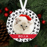 Adorno Mascota Pinta Impresiones Red Personalizada Nombre<br><div class="desc">Personalice este diseño elegante de adorno navideño impreso con su nombre de gato (o perro) mascota y una foto favorita de su compañero de la familia. El fondo incluye un diseño moderno de mascota blanco y negro con una estriba de acento rojo festivo.</div>