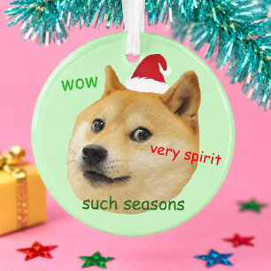 Adorno Meme divertido de Santa Doge Shiba Inu Such Season