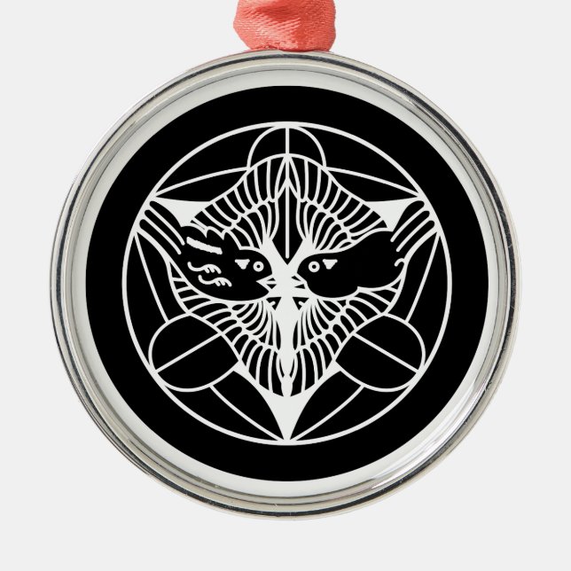 ADORNO METÁLICO 上 杉 家 笹 (Frente)