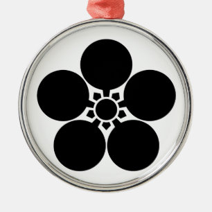 ADORNO METÁLICO 菅 家 梅 鉢