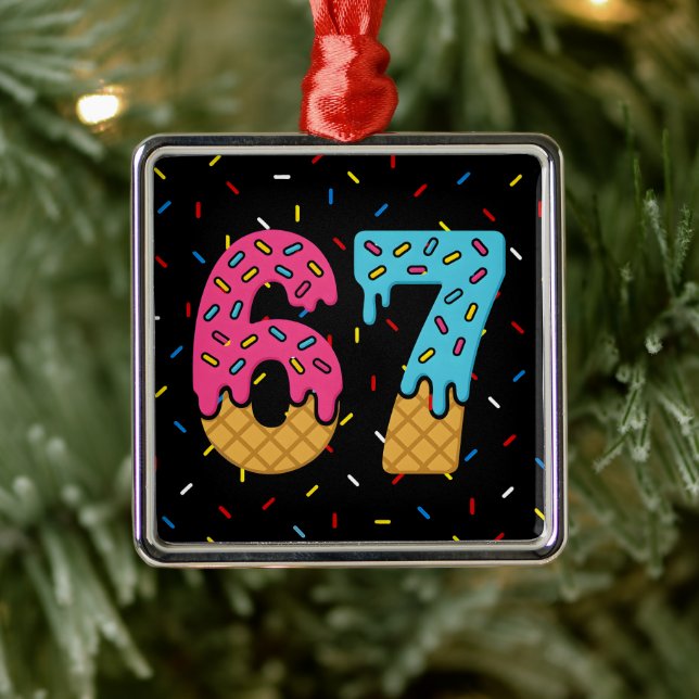 Adorno Metálico 67 Gracioso Meme Ice Cream Seis Siete Gen Alpha (Árbol)