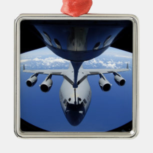 Adorno Metálico A C-17 Globemaster III recibe combustible