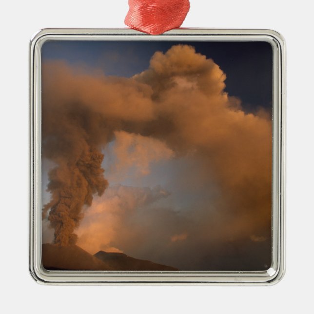 Adorno Metálico Acto de la cumbre del Etna, Sicilia (Italia) (Frente)