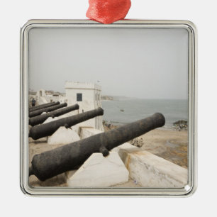 Adorno Metálico África, África Occidental, Ghana, Elmina. Cañones