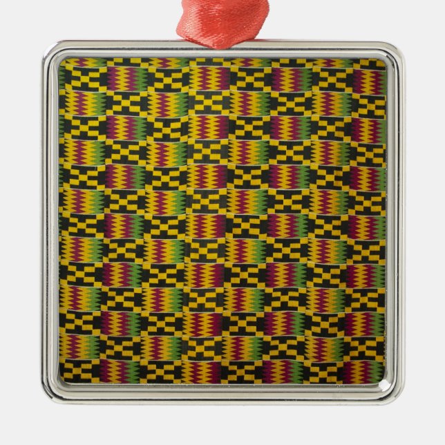 Adorno Metálico África, Ghana, Accra. Museo Nacional, considerado  (Frente)