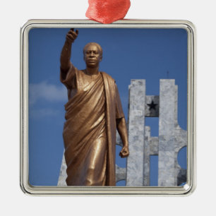 Adorno Metálico África, Ghana, Acra. Mausoleo de Nkrumah, final
