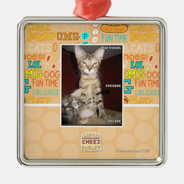 Adorno Metálico Amigos del idiota (Frente)