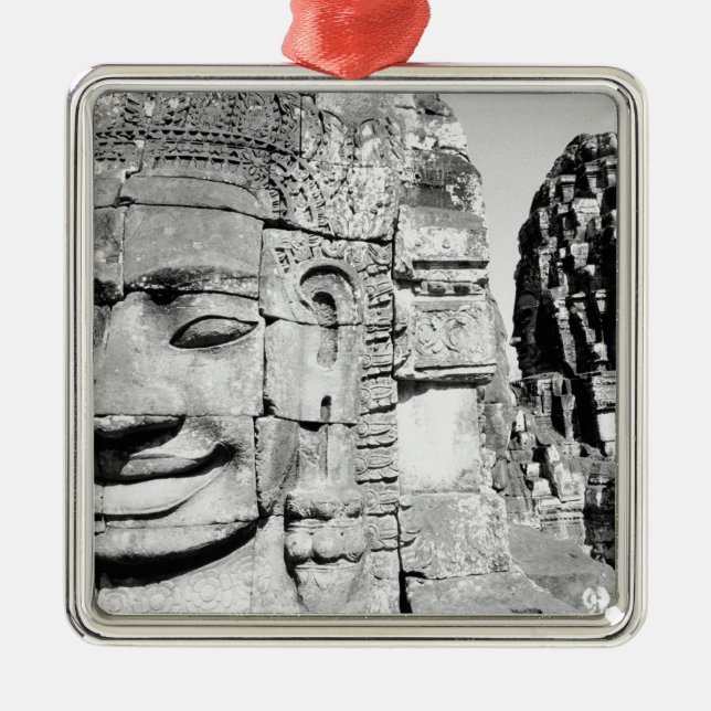Adorno Metálico Angkor Camboya, lidera el Bayón (Frente)