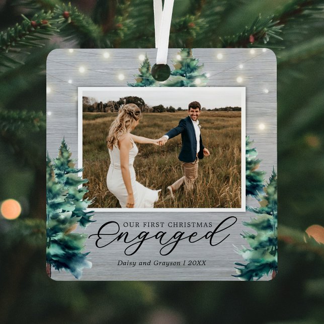 Adorno Metálico Árbol de pinos con compromiso de primera Navidad r (Subido por el creador)