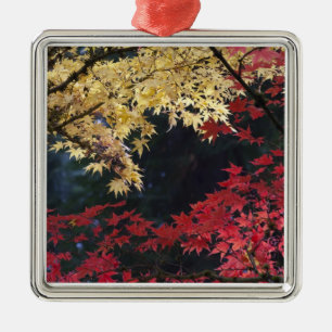 Adorno Metálico Arces en color de otoño