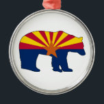 Adorno Metálico Arizona Flag Bear<br><div class="desc">Arizona has it all,  desert,  forests,  mountains,  lakes. There's climbing,  skiing,  hiking,  paddling,  and endless terrain to pursue all of your outdoor activities!  This cool design is the Arizona State Flag inside of a bear.</div>