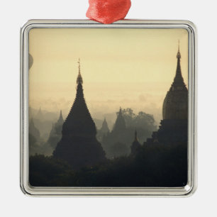 Adorno Metálico Asia, Birmania, (Myanmar), Pagan (Bagan) Aire cali