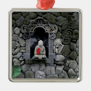 Adorno Metálico Asia, Indonesia, Bali. Un santuario de Buda